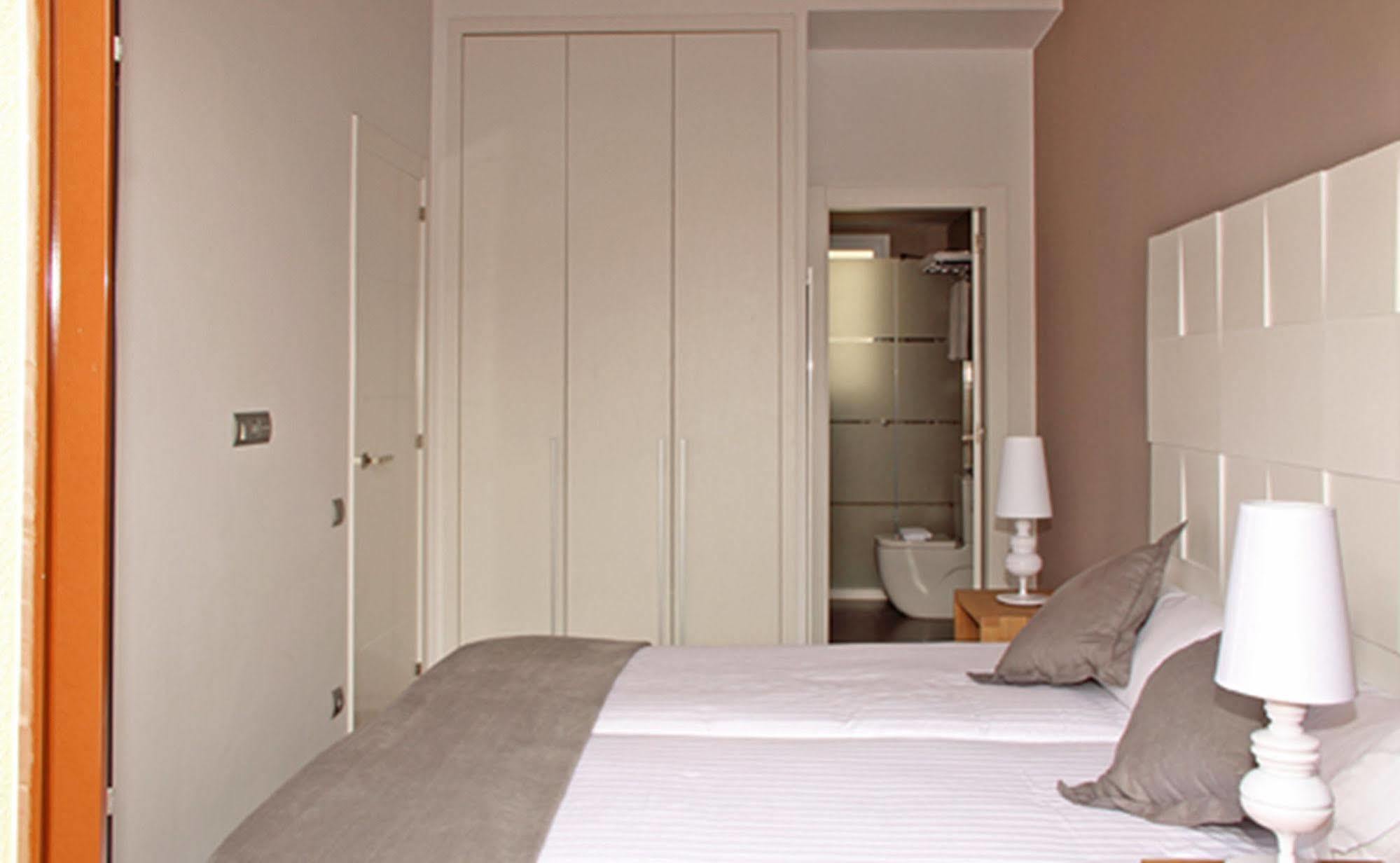 Mh Apartments Center Barselona Oda fotoğraf